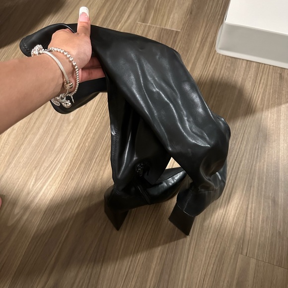 Above Knee Black Boots - Picture 4 of 5